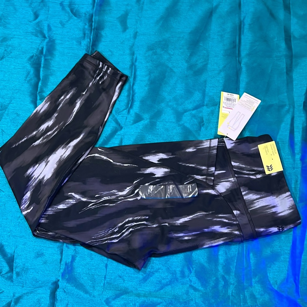 All in motion work out pants  size Large